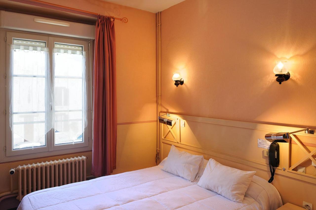 Logis Hostellerie Du Cheval Blanc Sainte-Maure-de-Touraine Ngoại thất bức ảnh