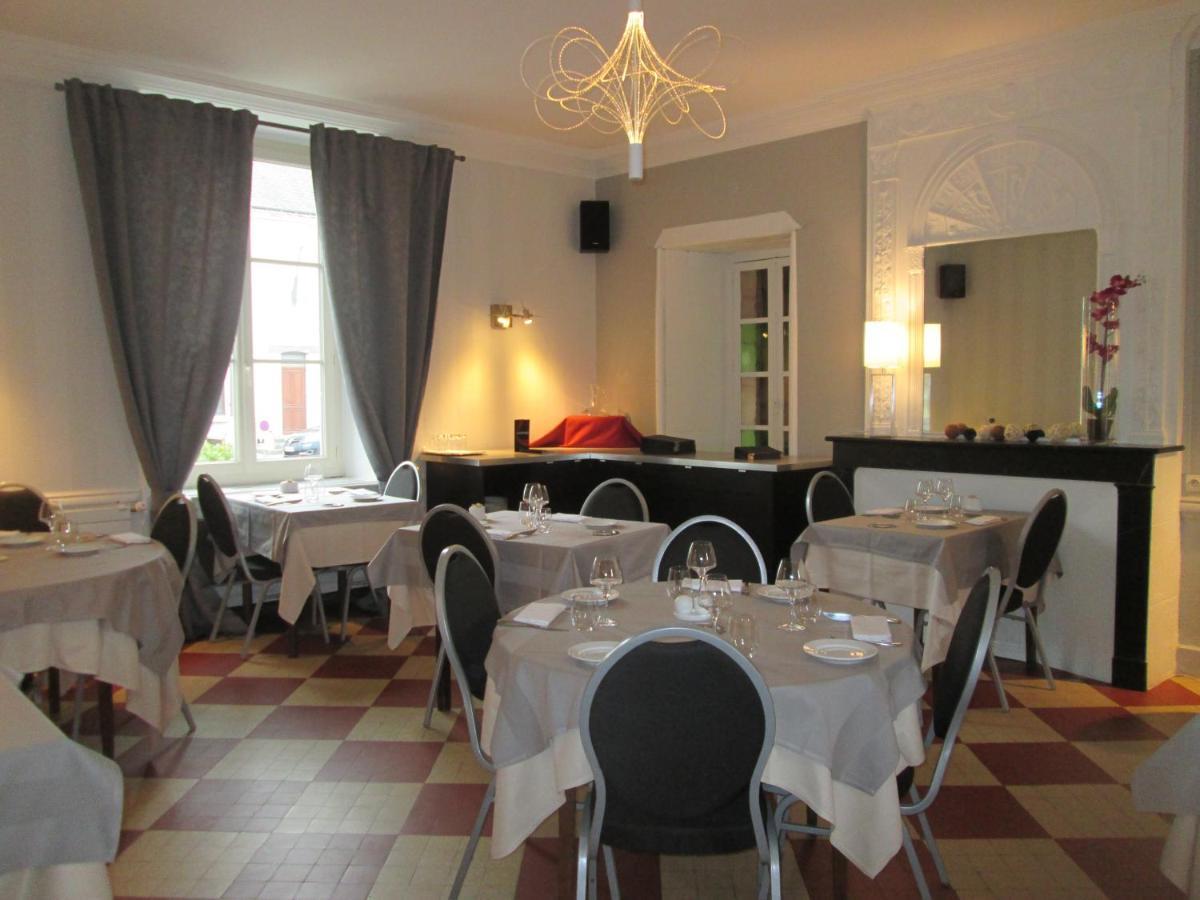 Logis Hostellerie Du Cheval Blanc Sainte-Maure-de-Touraine Ngoại thất bức ảnh